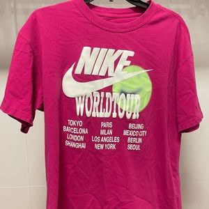 NIKE WORLD TOUR